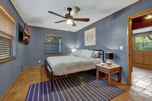 9 bedrooms, iron/ironing board, free WiFi, bed sheets