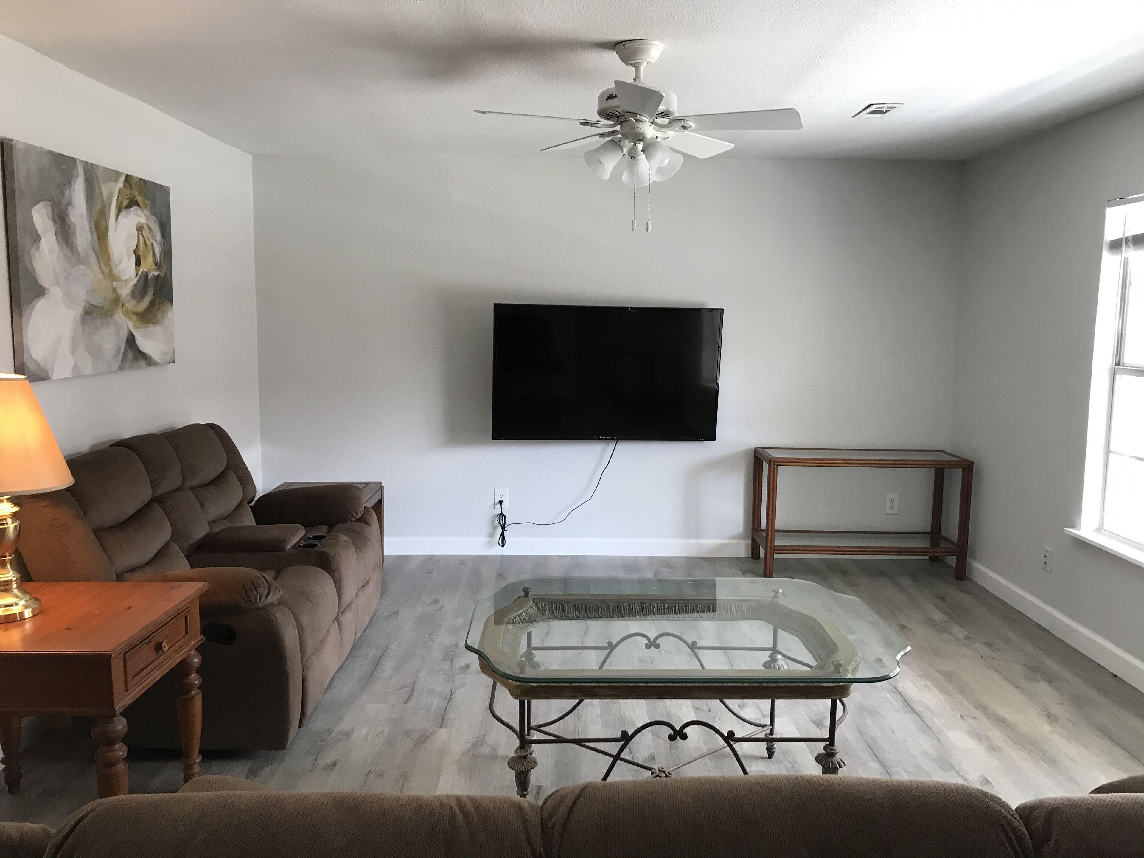 3 bedroom near trailheads, dogwood & metfield