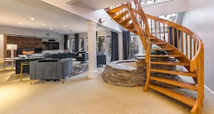 Abbey Manor on Pinehurst #6- Golf Views -Sleeps 24