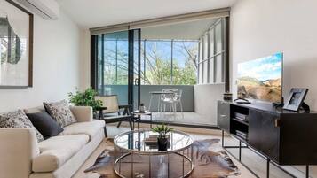 Televisión y oficina