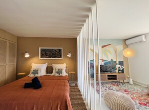 1 bedroom, in-room safe, iron/ironing board, free WiFi