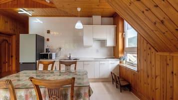 Hermann | Cuisine privée | Réfrigérateur, micro-ondes, cafetière/bouilloire, bouilloire électrique