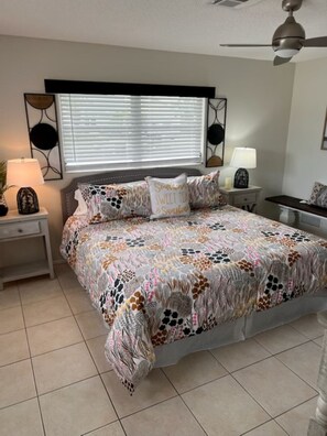 2 bedrooms, desk, iron/ironing board, free WiFi