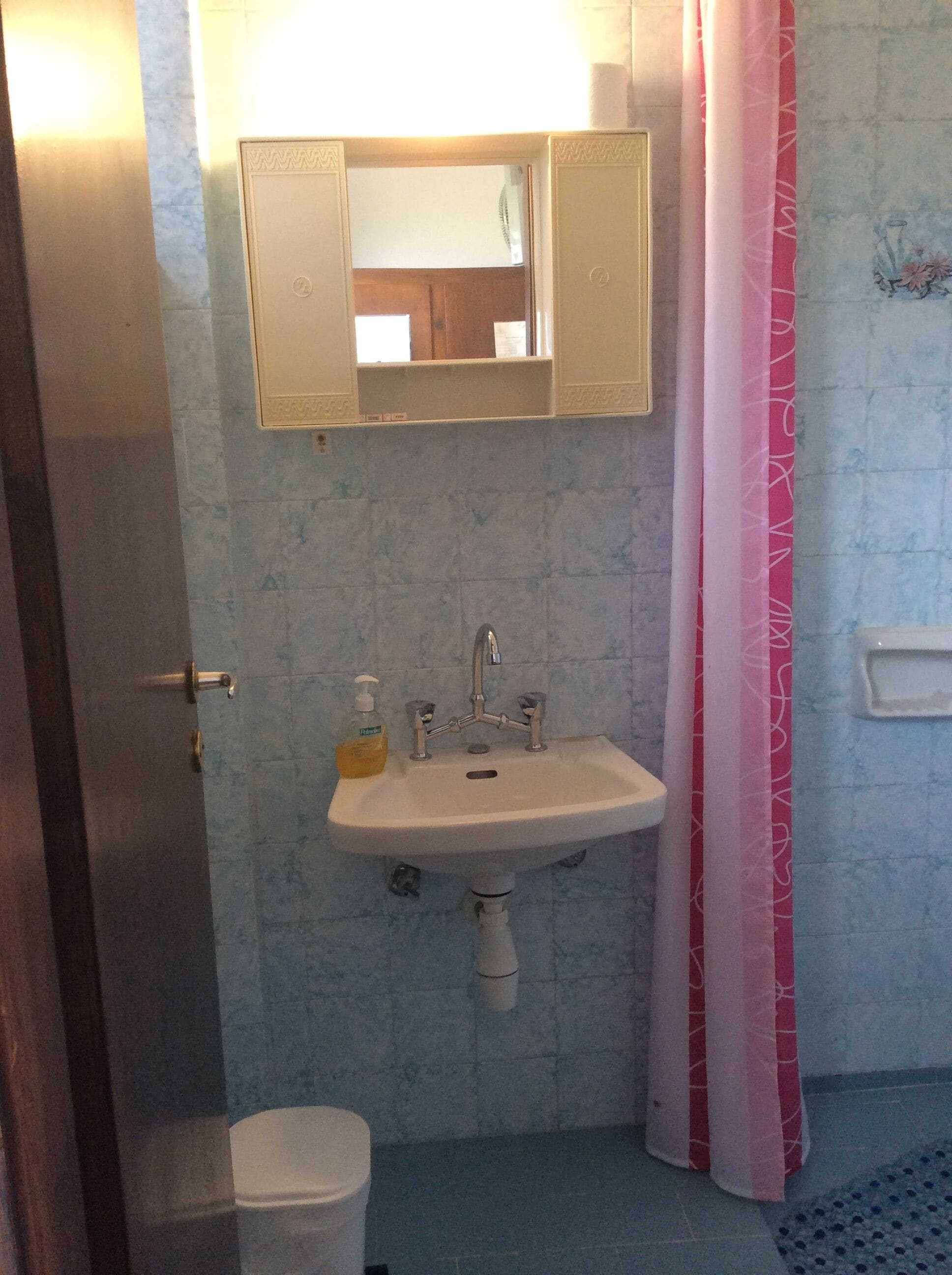 Standard Double Room | Bathroom