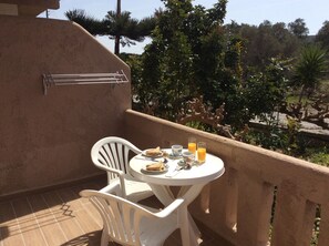 Exterior - Elena Rooms (Agios Vasileios)