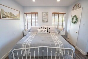 1 bedroom, iron/ironing board, free WiFi, bed sheets