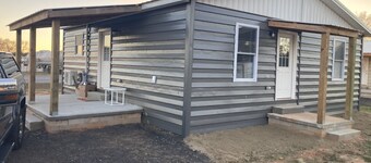 Fern’s Cottage New Construction! A cozy place to relax.