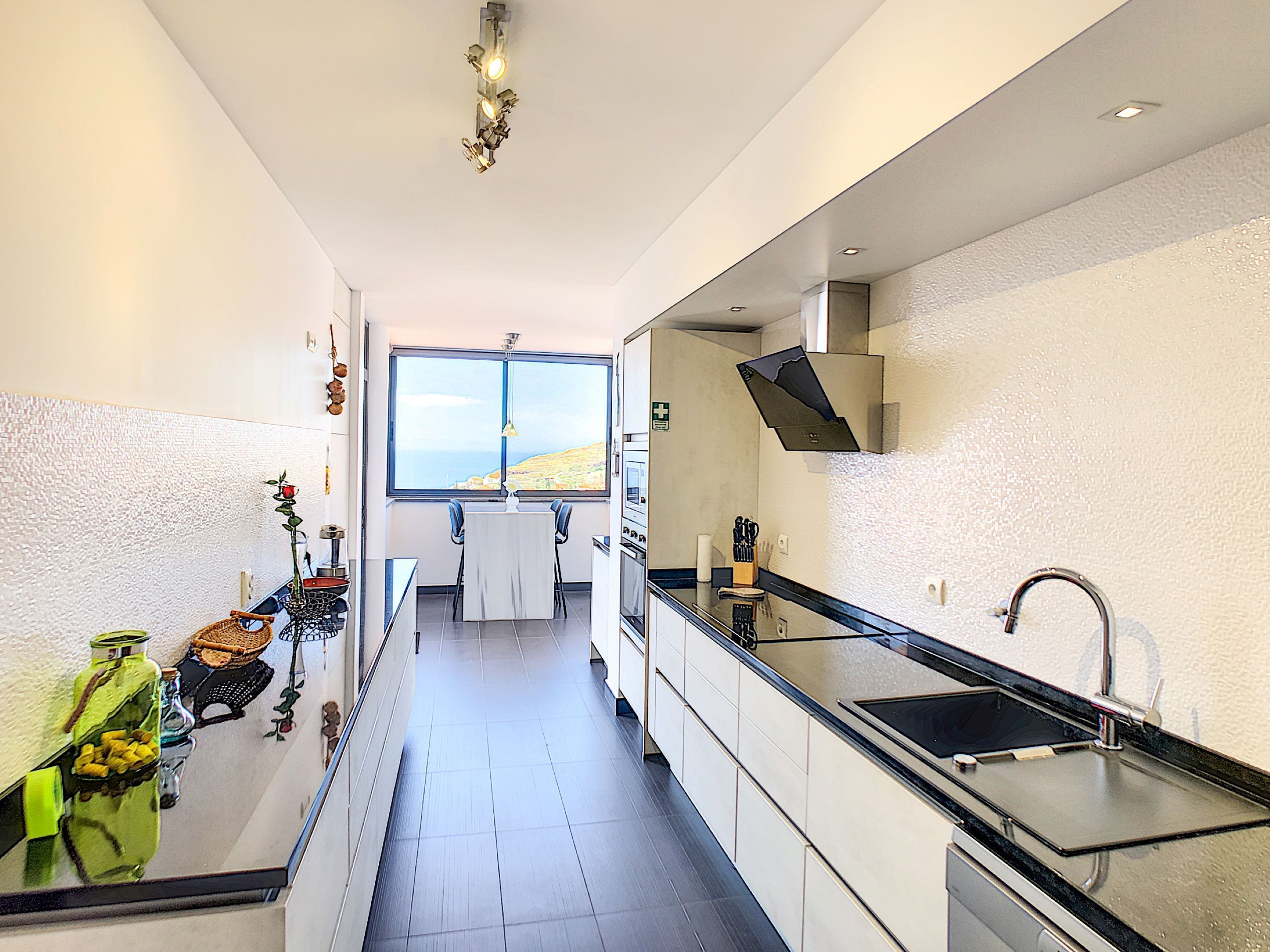 Apartment | Eigene Küche | Kühlschrank, Mikrowelle, Ofen, Geschirrspüler
