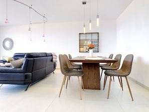Apartment | Dining room