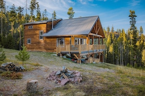 Exterior - Philipsburg Cabin on 14 acres.  Spectacular views.  Ski, Fish, Hike & Relax!  (Philipsburg)