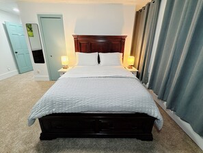 2 bedrooms, iron/ironing board, free WiFi, bed sheets