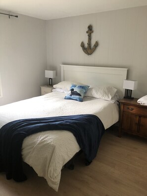 4 Schlafzimmer, Verdunkelungsvorhänge, kostenloses WLAN, Bettwäsche