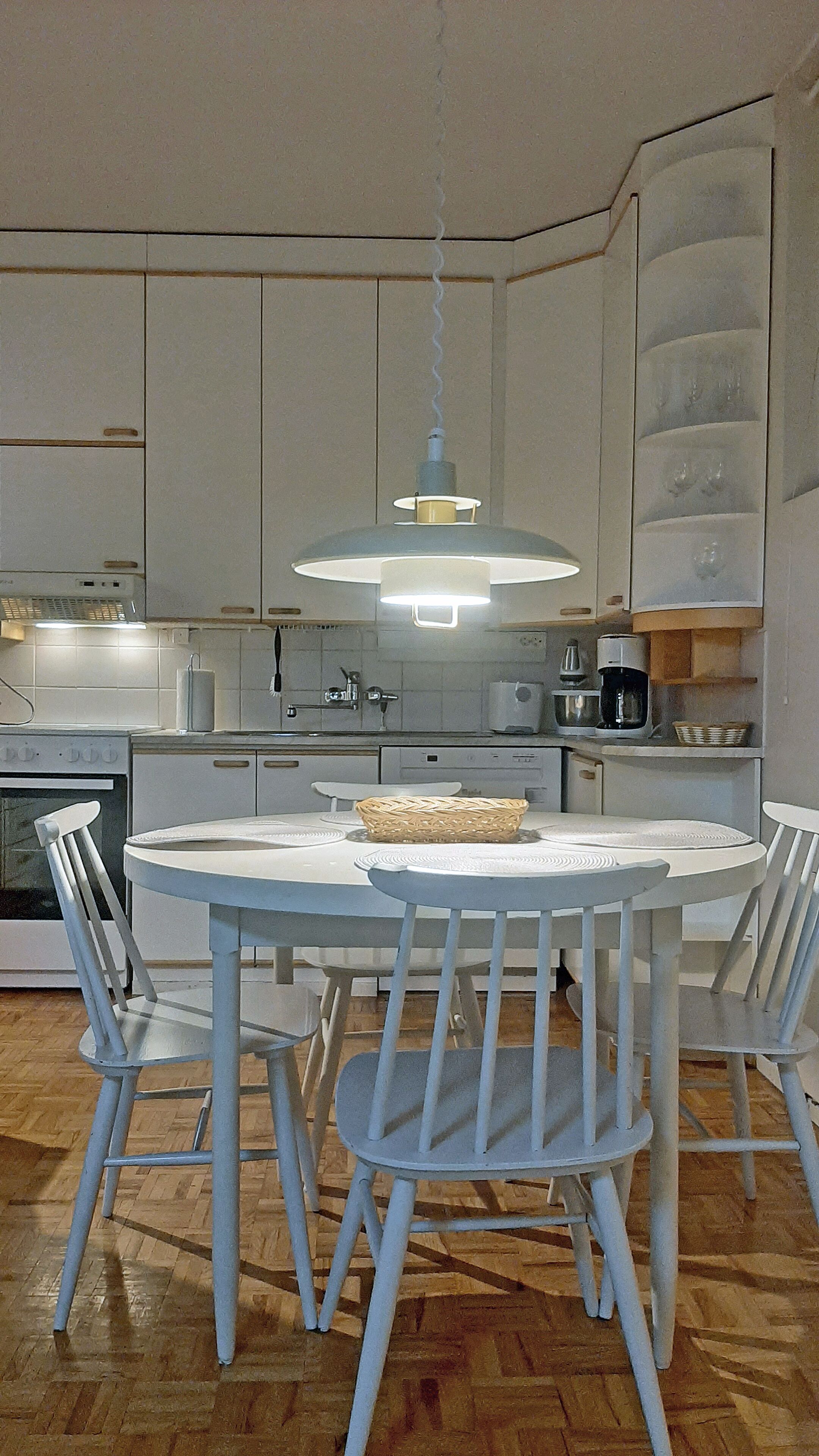 Căn hộ tiện nghi đơn giản | Bếp riêng | Tủ lạnh, lò vi sóng, lò nướng, bếp nấu 