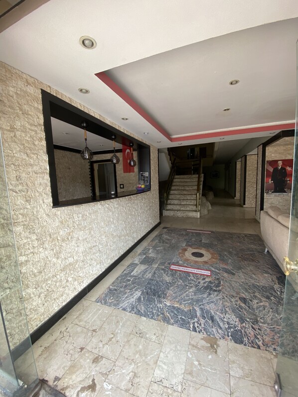 Reception - Gunes Hotel (Antalya)