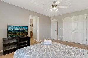 Room - Cheerful Cozy Home in Heart of Greenville (Greenville)