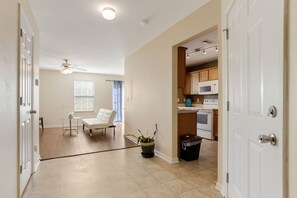 Interior - Cheerful Cozy Home in Heart of Greenville (Greenville)