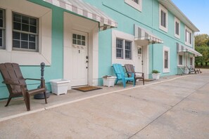 Exterior - Orchard Beach House Unit #3 (Manistee)