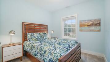 3 bedrooms, WiFi, bed sheets