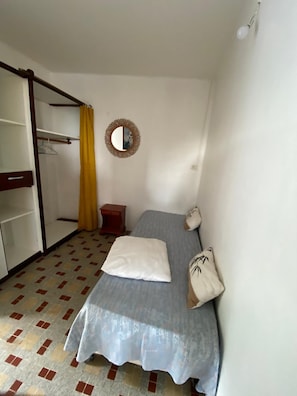 3 chambres, fer et planche à repasser, Wi-Fi