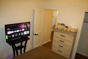 2 bedrooms