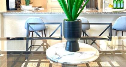 4BR Boho Perfect for Families & Groups, Sleep 8, Ideal for Lackland AFB