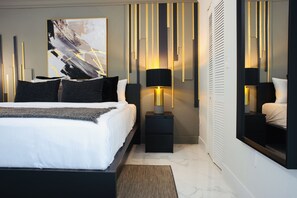 5 室のベッドルーム、アイロン / アイロン台、WiFi、ベッドシーツ