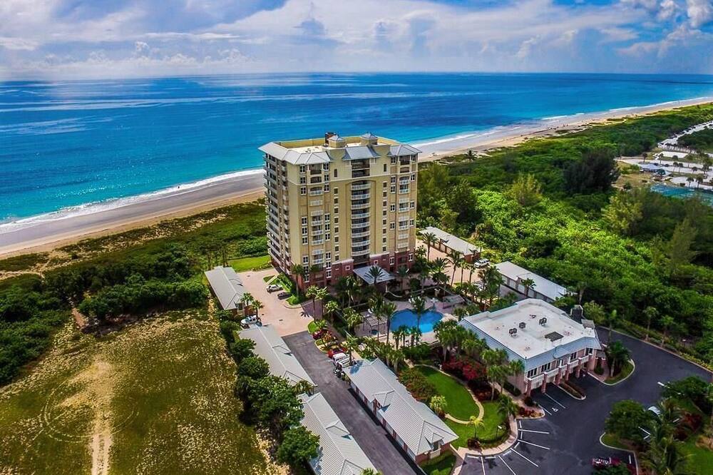 Hutchinson Island Condo