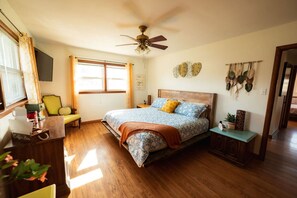 4 chambres, bureau, fer et planche à repasser, Wi-Fi gratuit