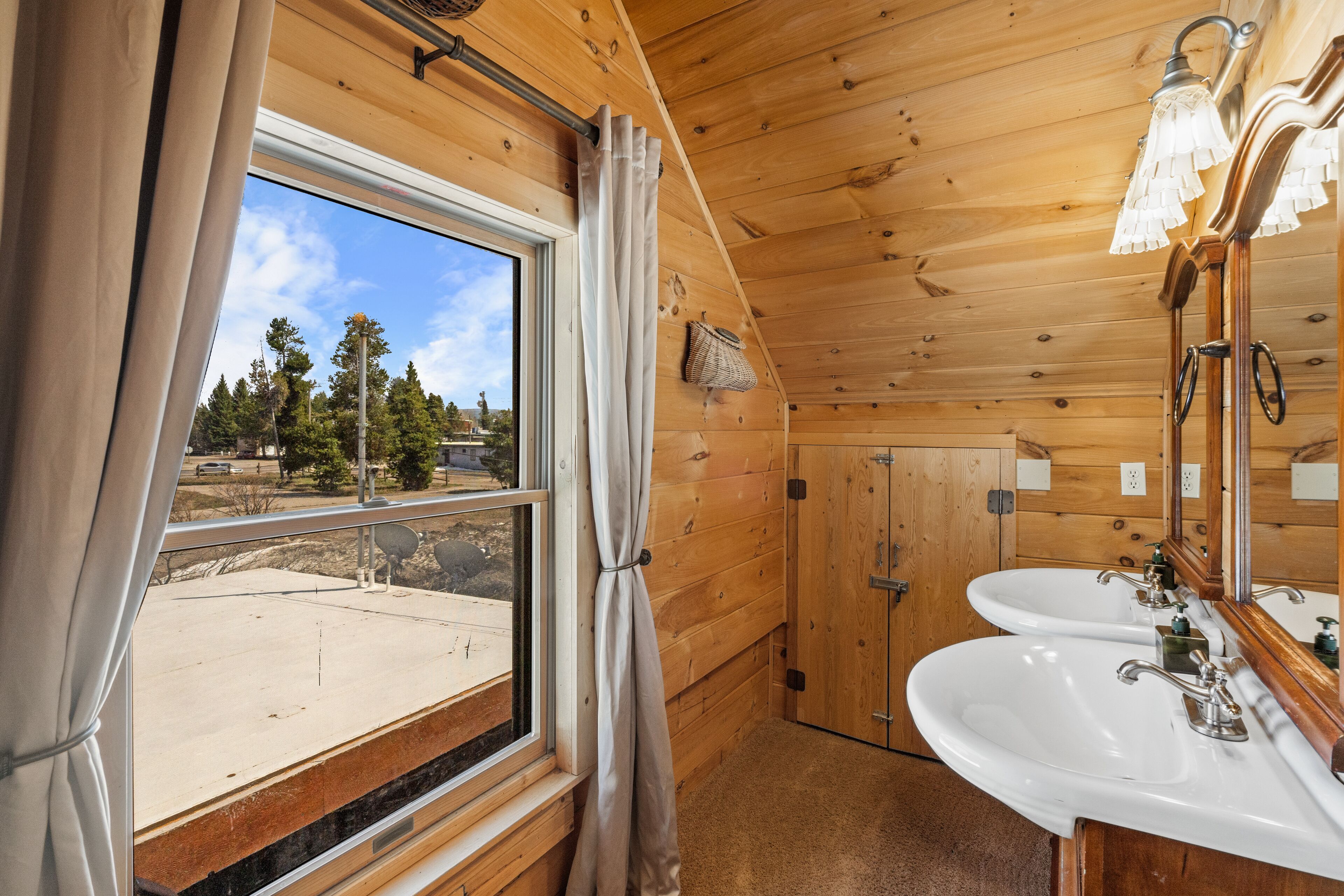 Foto - The Bucking Moose