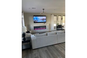 Smart-TV, Kamin
