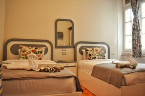 Minibar, wifi gratis y ropa de cama 