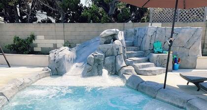 NEW HOUSE 4BE/2BA, cute POOL/SPA with slide NEAR BEACH, DISNEYLAND FOR 12!