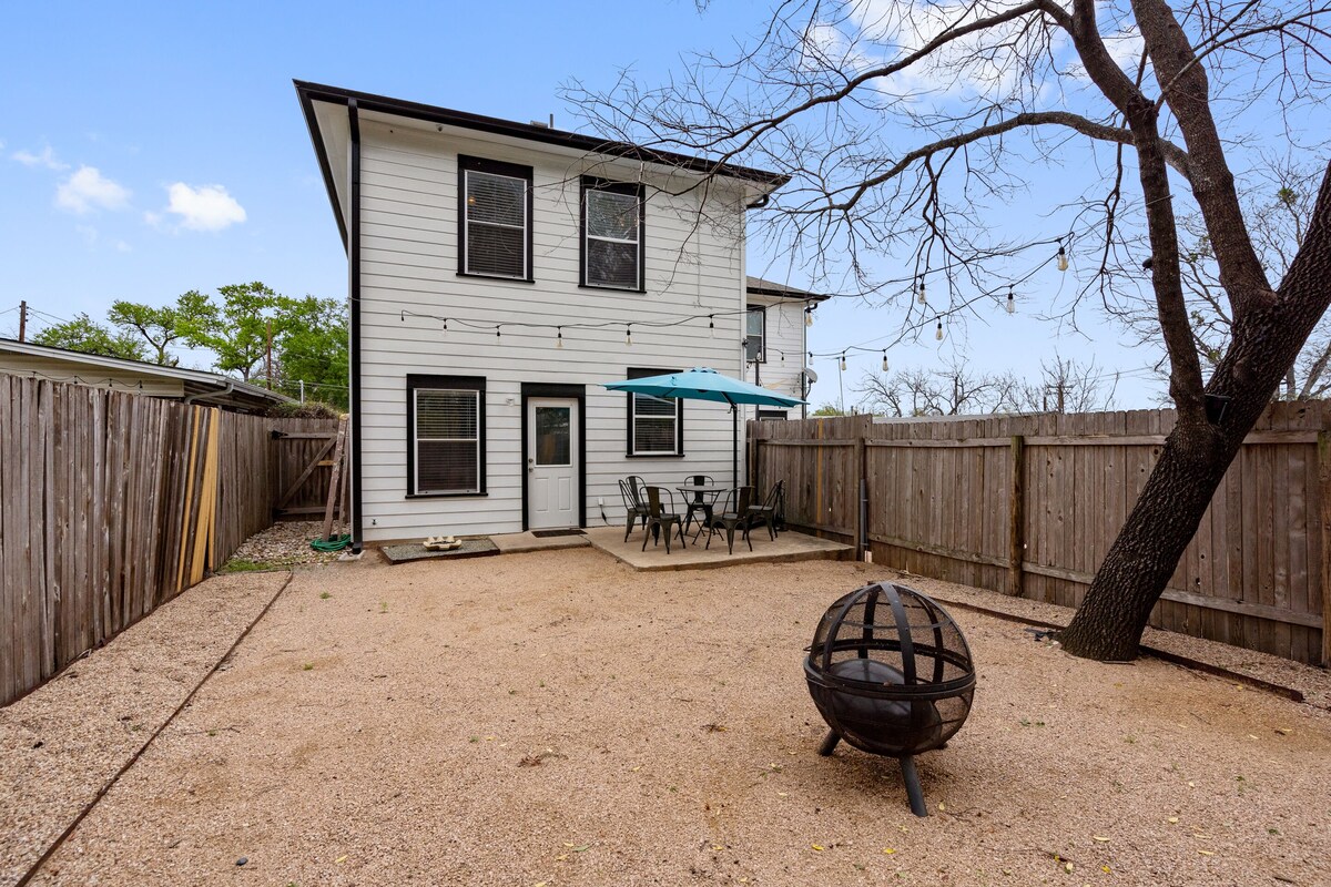 Photo 62 of ⭐️ 5-Star Reviews: King Suites + Spa Baths, Near DT, Arcade, Parking, Sleeps 18 🏡