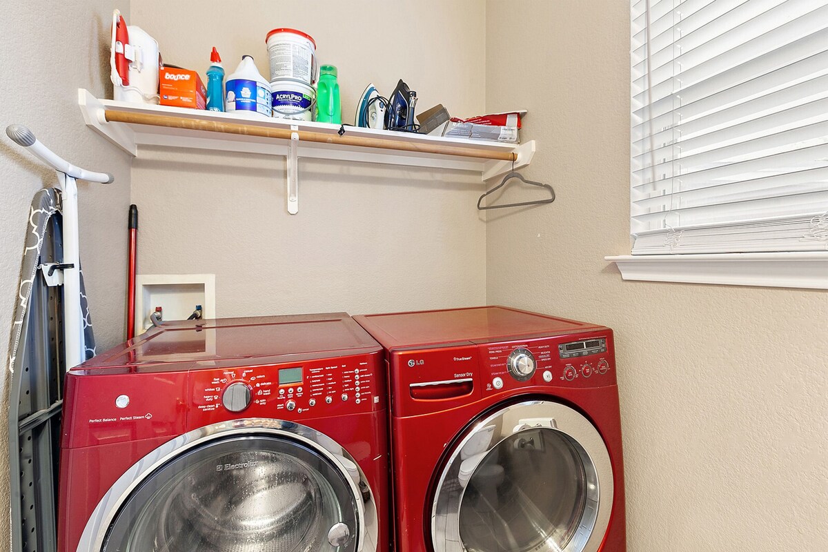 Photo 48 of ⭐️ 5-Star Reviews: King Suites + Spa Baths, Near DT, Arcade, Parking, Sleeps 18 🏡