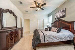 6 عدّة غرف نوم ومكواة/لوح كي وواي فاي مجانًا