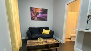 TV - The Mellow Yellow (Sanford)