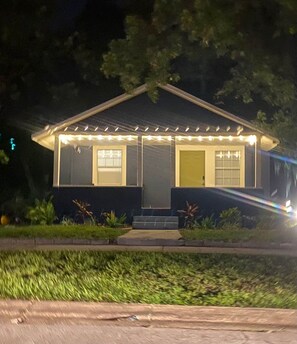 Exterior detail - Bella Breeze (Sanford)