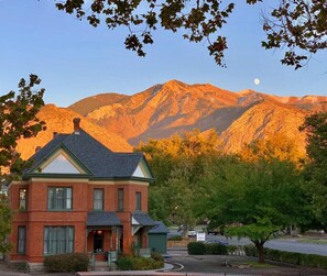 Exterior - Grand View · Madison Place (Apt #1) Grand View (Ogden)