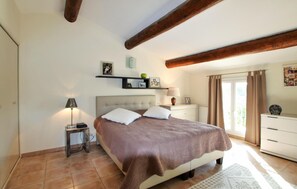 3 Schlafzimmer, Bügeleisen/Bügelbrett, Reisekinderbett, kostenloses WLAN