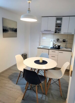 Dining - Apartment "Kod-Dede" 2 - the best position in Brzeće (Brzece)