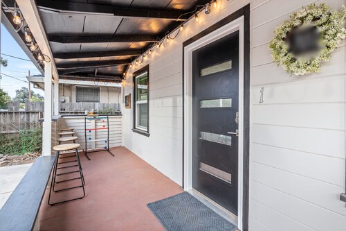 Charming 2BR in West Sac w/ Laundry & Patio