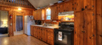Beagle Lodge - Four season getaway - with shared waterfront and snowmobile access from your door!