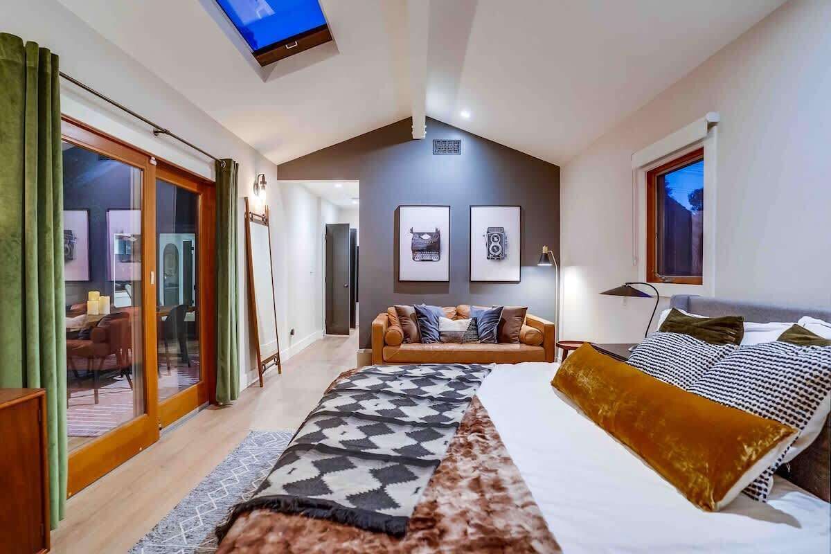 4 Schlafzimmer, Bügeleisen/Bügelbrett, Reisekinderbett, WLAN