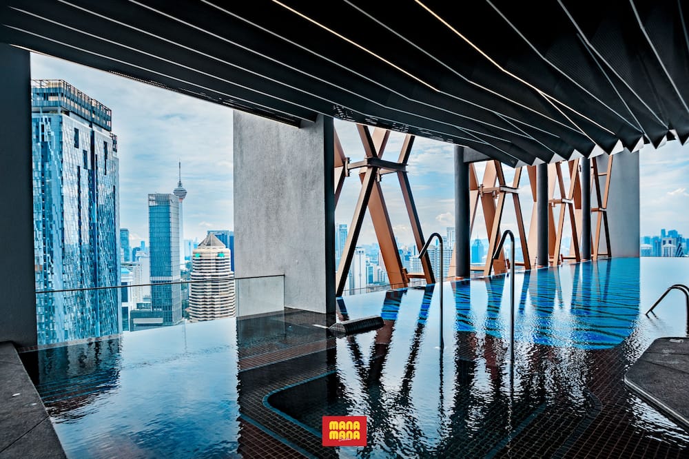 Mana-Mana Suites at Scarletz KLCC