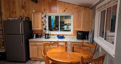 Moon Lake Waterfront Getaway