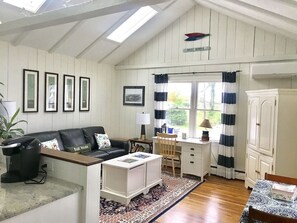 Interior - Historic Mystic River Boat House - 2 blocks from Mystic River (Stonington)