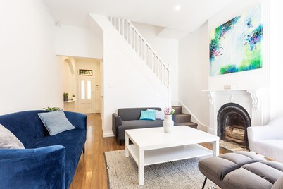 Entire 4 Bedroom Paddington Terrace