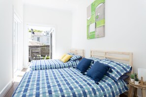 4 chambres, fer et planche à repasser, Wi-Fi gratuit, draps fournis