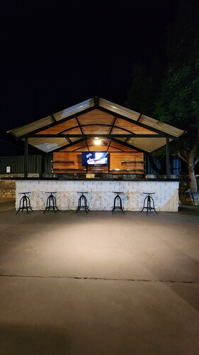 Stylish 5 bed 2.5 bath, with loft, pool table, amazing outdoor bar, kid playset.