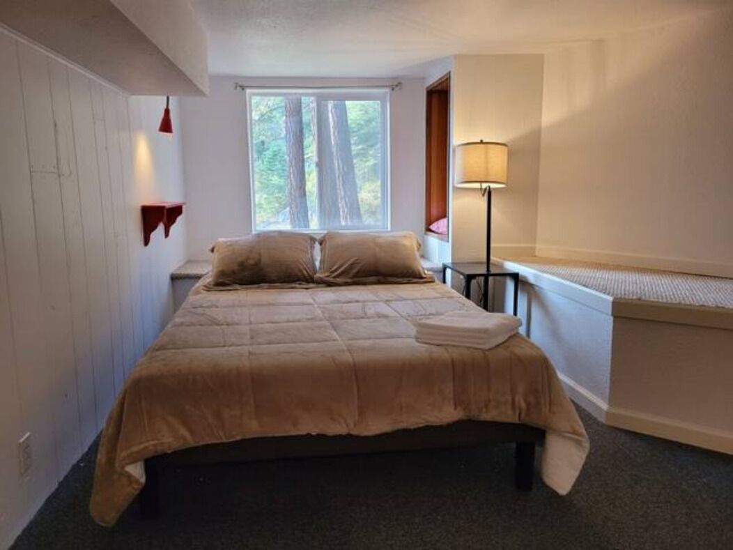 A HUGE Kingsbury Mountain Home @ Heavenly